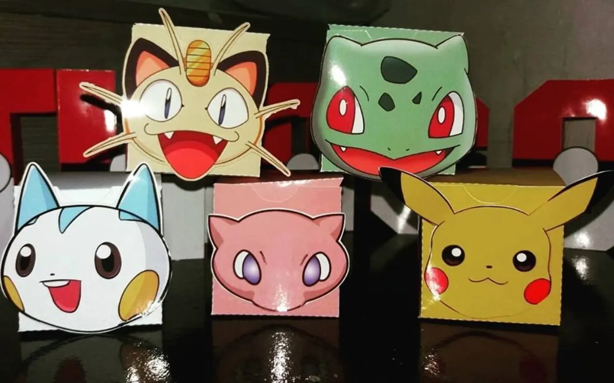 Arquivo de corte para decoração molde de caixa no tema Pokémon no formato Studio para Silhouette em alta resolução.