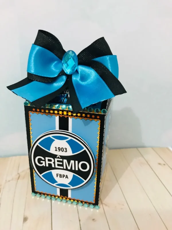 Kit digital de topo de bolo do Gremio futebol em formato Studio e PDF.